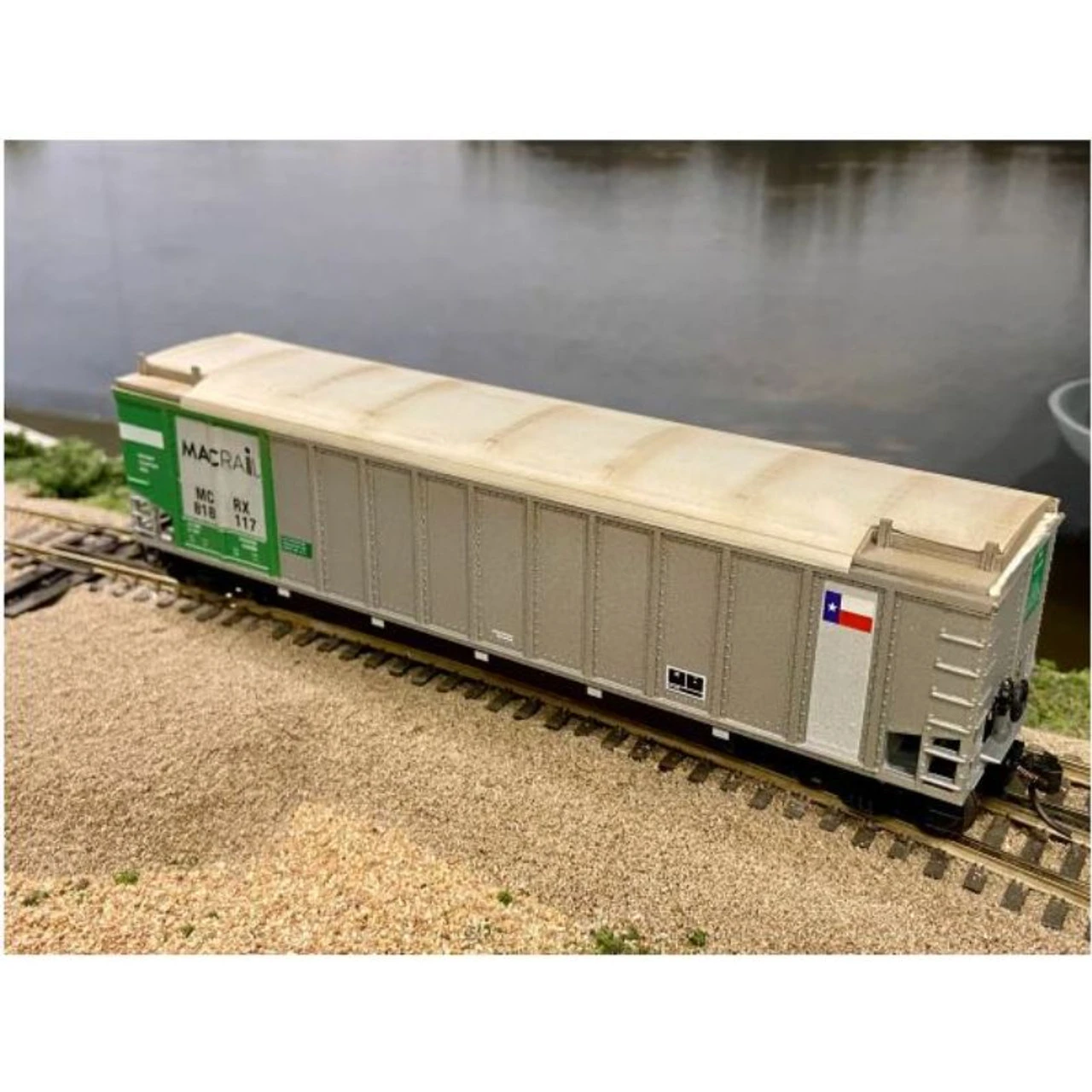 MACRail 845S - Protein Hopper Top "Short" Style - HO Scale Kit 3 MACRail 845S - Protein Hopper Top "Short" Style - HO Scale Kit