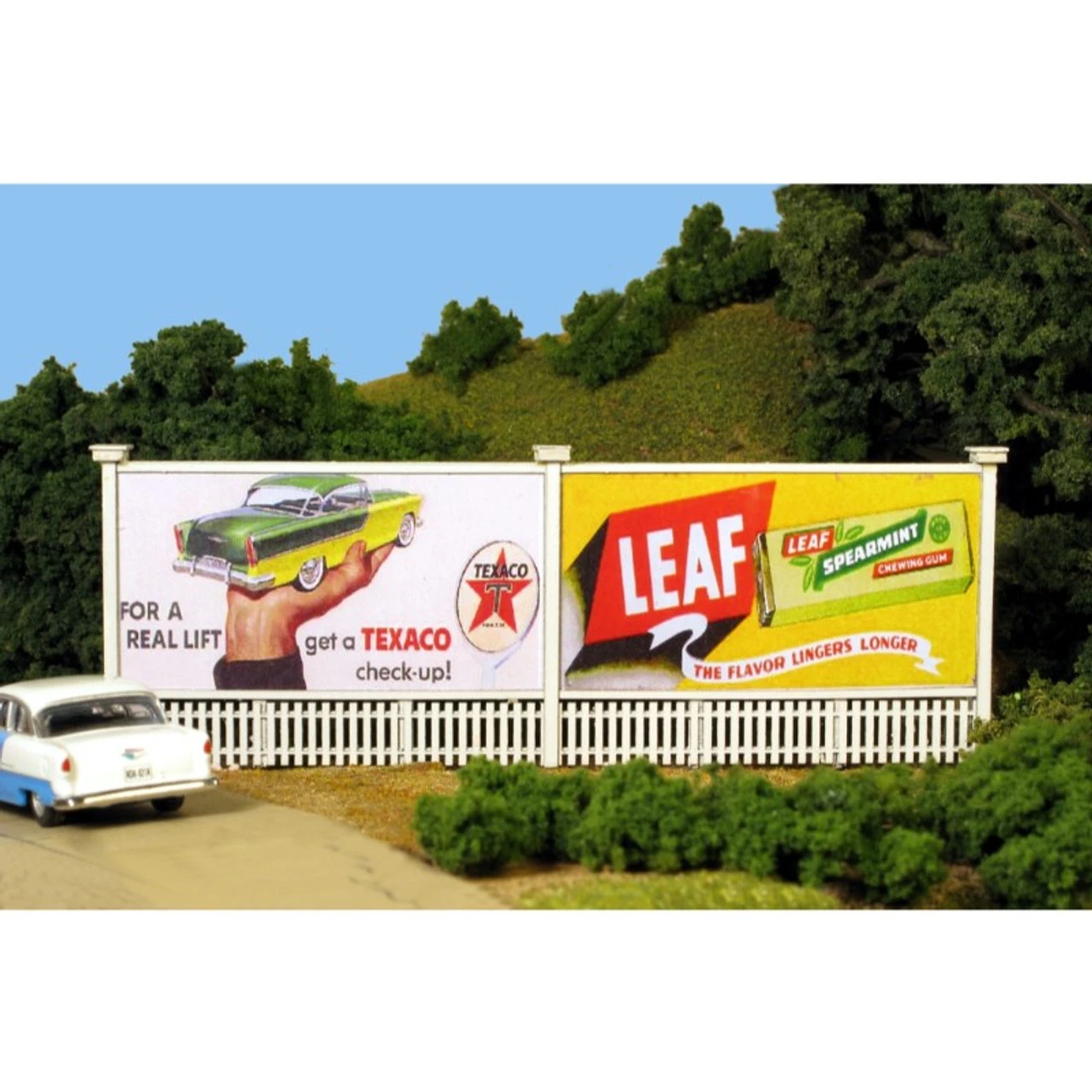 Monroe Models 2217 - Double Billboard - HO Scale Kit 3 Monroe Models 2217 - Double Billboard - HO Scale Kit