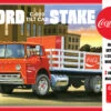 AMT 1147 - Ford C600 Stake Bed W/ Coca Cola Machines - 1:25 Scale Kit