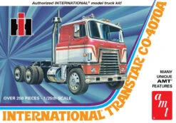 AMT 1203 - International Transtar Co-4070A Semi Tractor - 1:25 Scale Kit