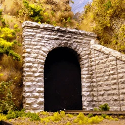 Chooch #9740 - Single Cut Stone Tunnel Portal (2) - N Scale
