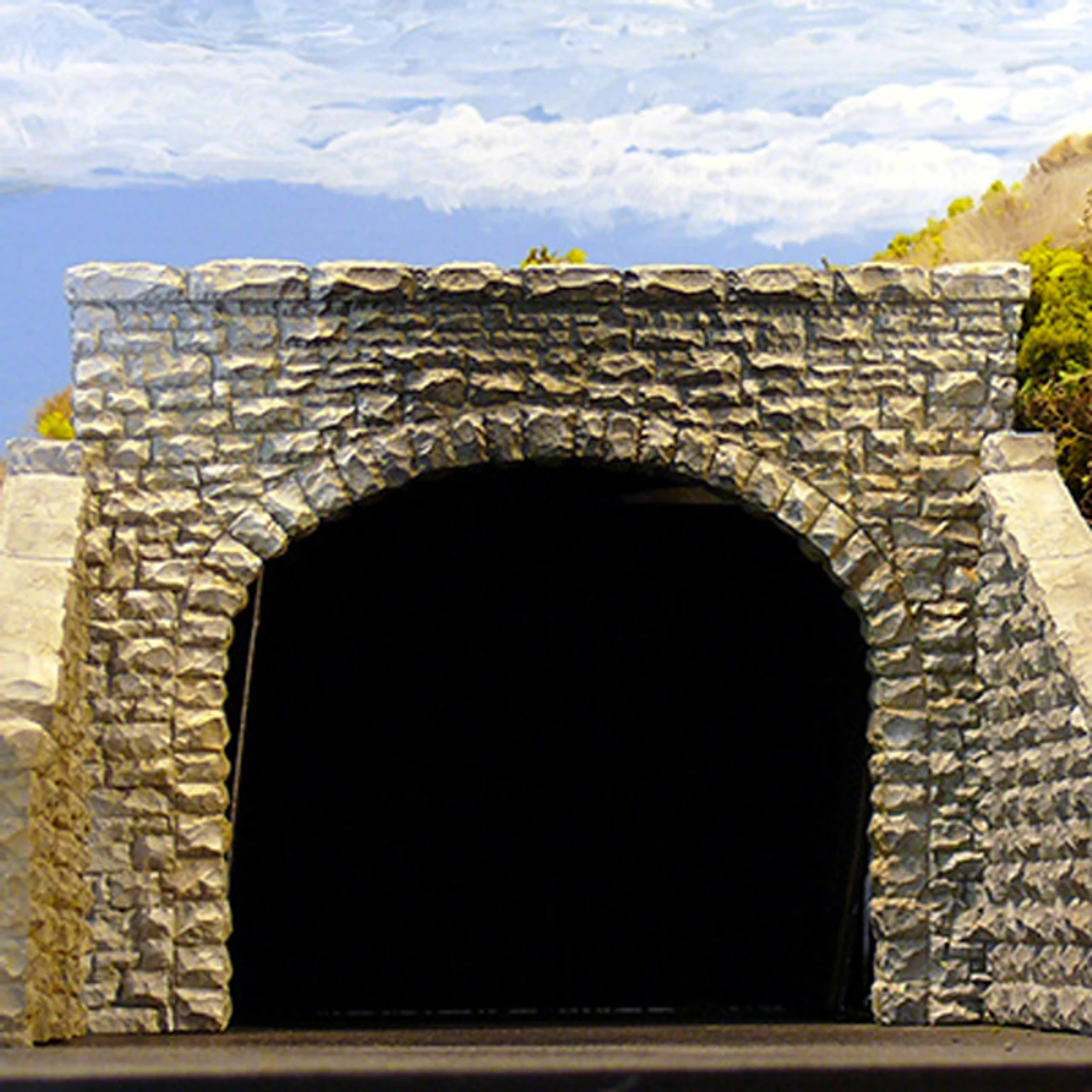 Chooch #9770 - Double Random Stone Tunnel Portal (2) - N Scale 3 Chooch #9770 - Double Random Stone Tunnel Portal (2) - N Scale