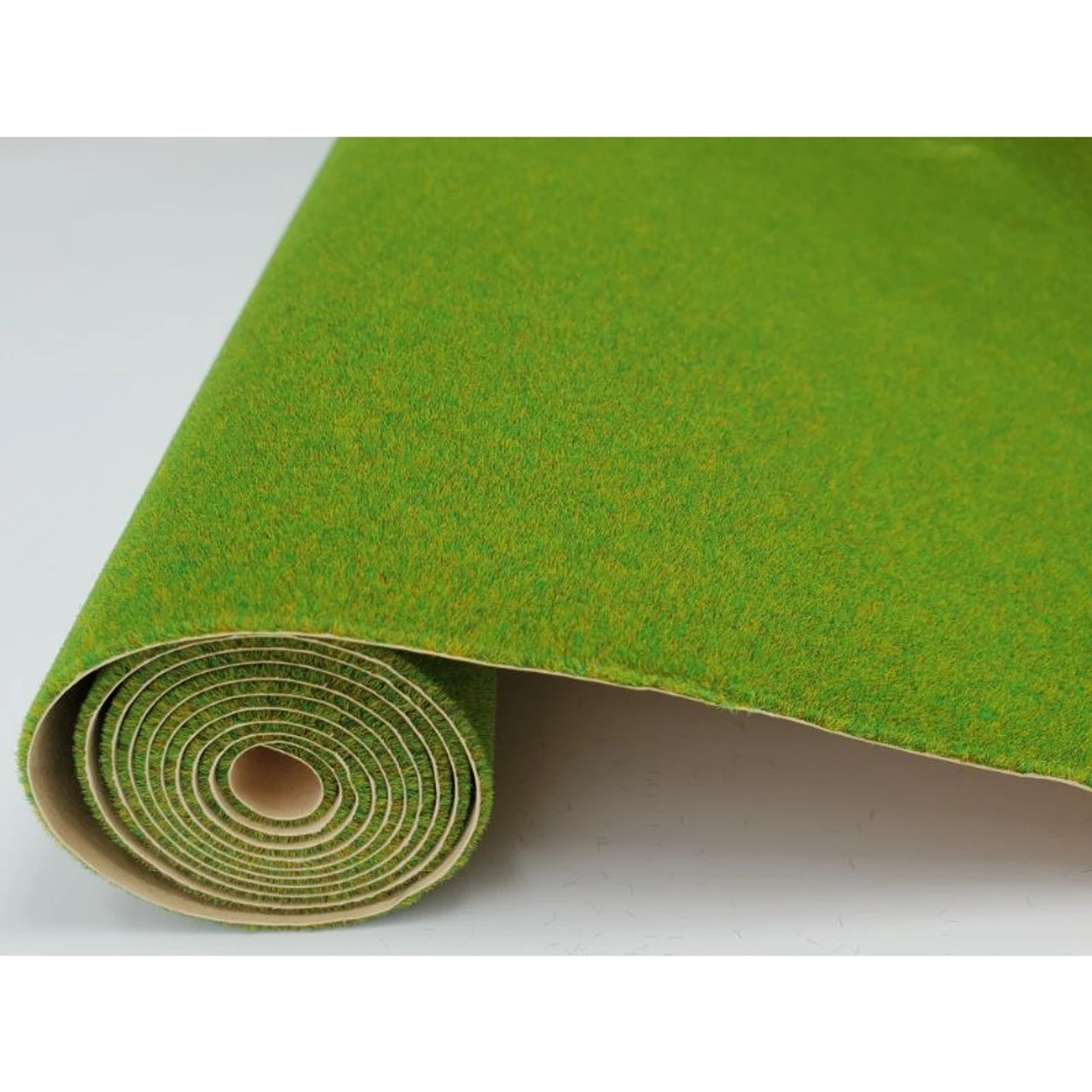 Rock Island Hobby 024401 - Dark Green Grass Mat 19”x 49” - Multi Scale 3 Rock Island Hobby 024401 - Dark Green Grass Mat 19”x 49” - Multi Scale