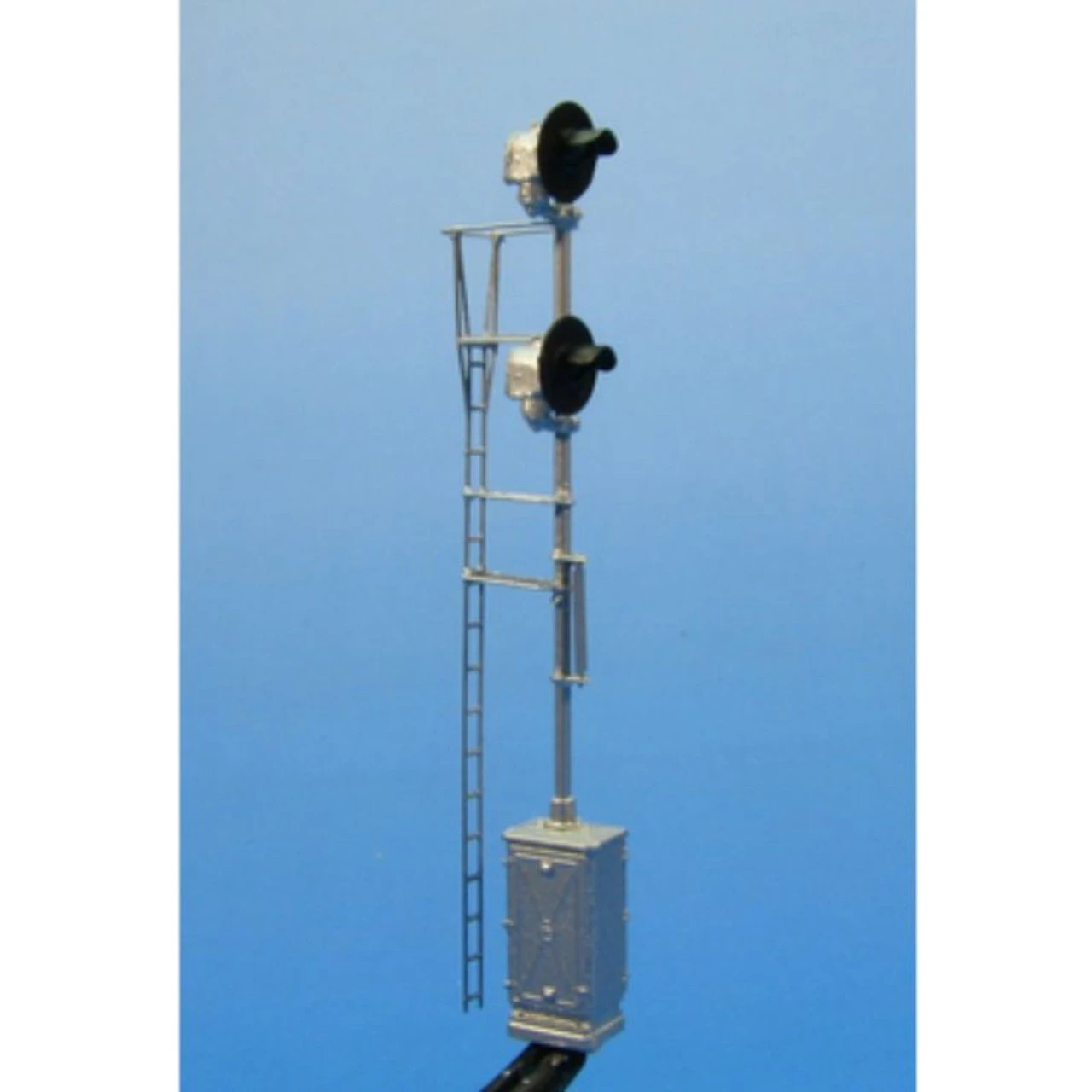 Showcase Miniatures 555 - GRS Cabinet Mount Searchlight Signal - N Scale Kit 3 Showcase Miniatures 555 - GRS Cabinet Mount Searchlight Signal - N Scale Kit