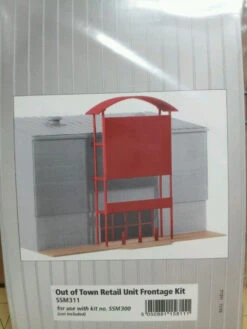 Wills Kits SSM311 - Out Of Town Retail Unit Frontage Kit - HO Scale
